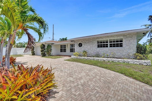 2 of 27 - 1410 Se 12th Ave, Deerfield Beach, FL