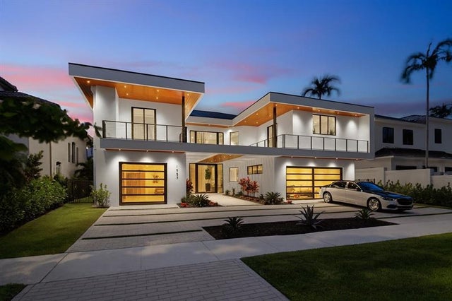 3 of 74 - 1957 Harbourview Dr, Fort Lauderdale, FL