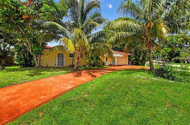 1 of 53 - 1110 Se 7th St, Deerfield Beach, FL
