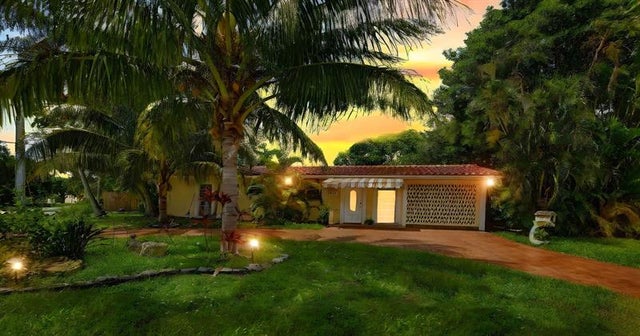 2 of 53 - 1110 Se 7th St, Deerfield Beach, FL
