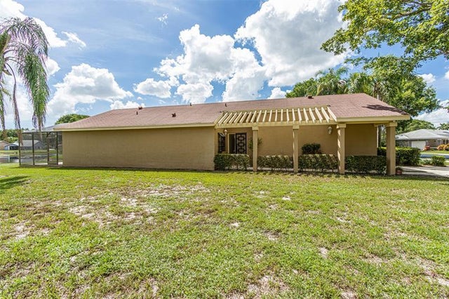 4 of 41 - 4915 Calamondin Cir, Coconut Creek, FL