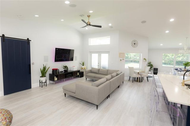 5 of 25 - 10531 Paso Fino Dr, Lake Worth, FL