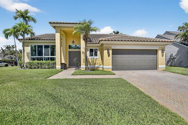 1 of 39 - 1210 Nw 193rd Ave, Pembroke Pines, FL