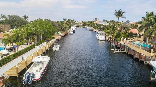 5 of 43 - 3900 Ne 25th Ave, Lighthouse Point, FL