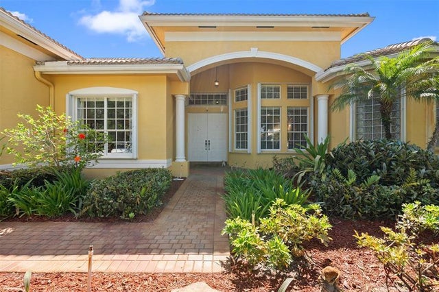1 of 34 - 3462 Dovecote Meadow Ln, Davie, FL