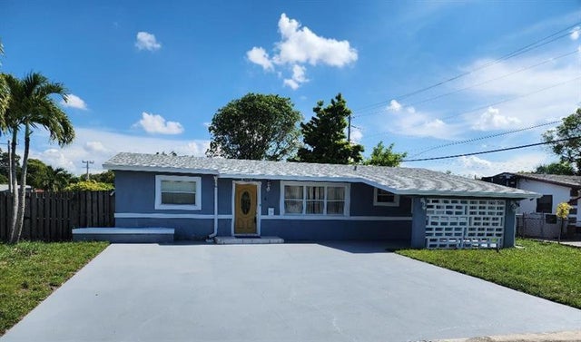 1 of 26 - 4900 Nw 15th St, Lauderhill, FL