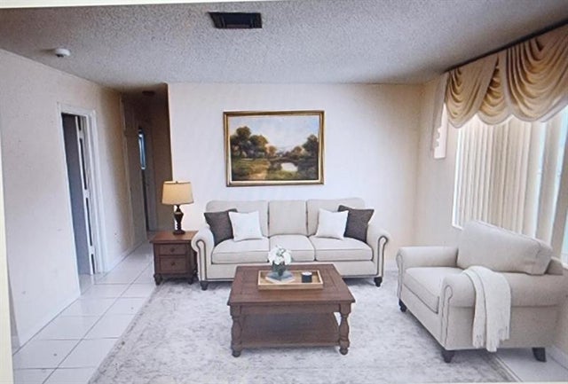 3 of 26 - 4900 Nw 15th St, Lauderhill, FL