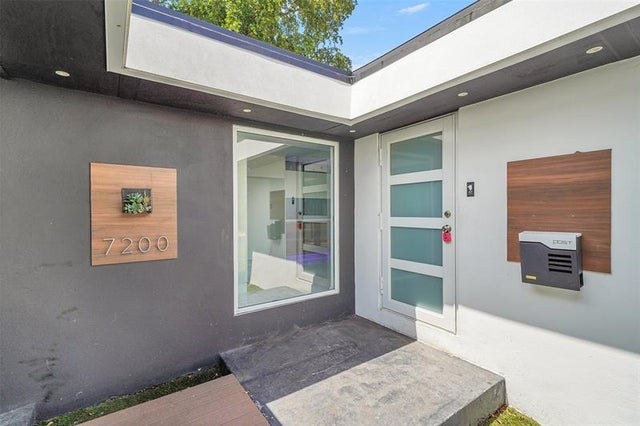5 of 28 - 7200 Nw 68th St, Tamarac, FL