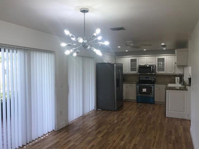 3 of 6 - 9925 Nw 9th Ct, Plantation, FL