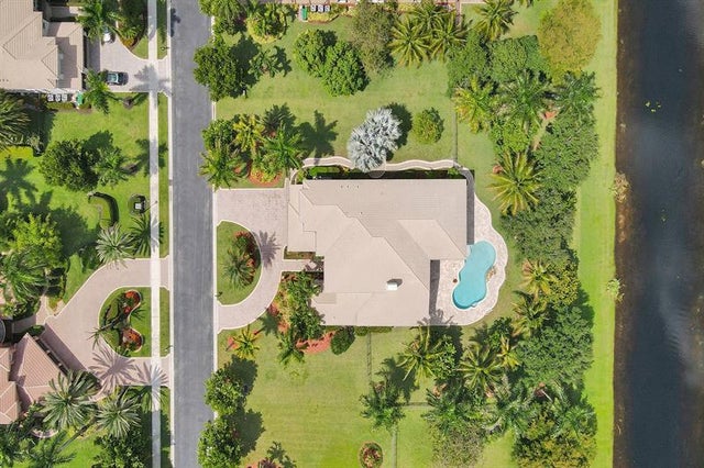 3 of 40 - 3660 Birch Terrace, Davie, FL
