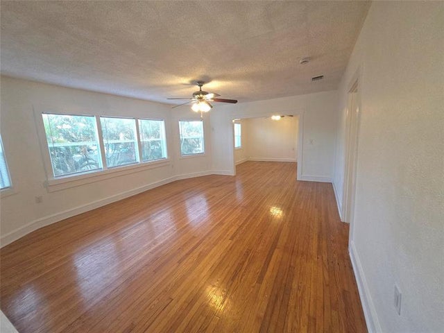3 of 24 - 414 Ardmore Rd, West Palm Beach, FL
