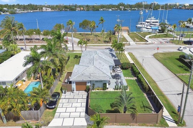 1 of 79 - 800 Polk St, Hollywood, FL
