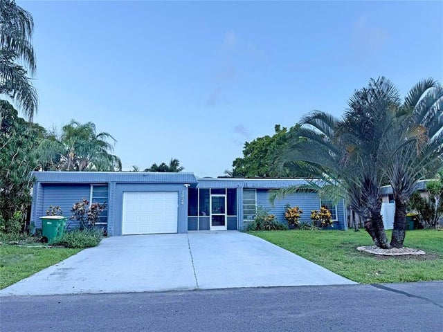 1 of 62 - 7024 Nw 63 Street, Tamarac, FL
