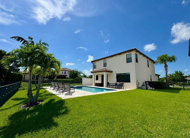 3 of 49 - 1114 Brinely Pl, Royal Palm Beach, FL