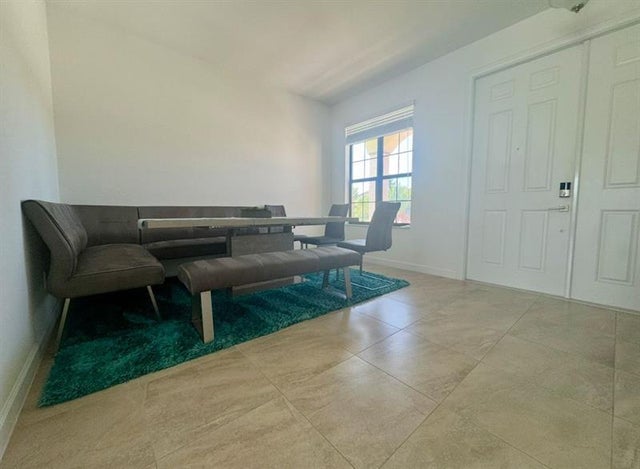 4 of 49 - 1114 Brinely Pl, Royal Palm Beach, FL