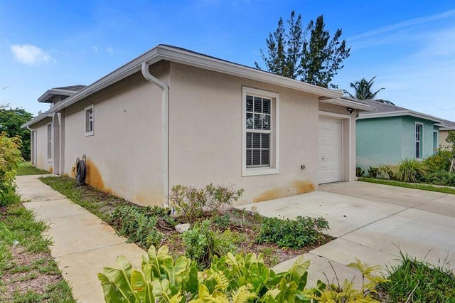3 of 40 - 4332 Nw 1st Ter, Deerfield Beach, FL