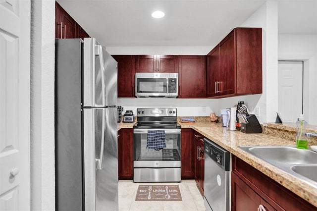 4 of 40 - 4332 Nw 1st Ter, Deerfield Beach, FL