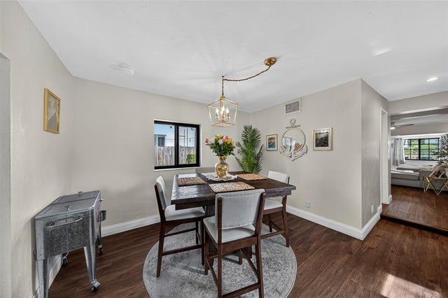5 of 37 - 519 Sw 9th St, Fort Lauderdale, FL