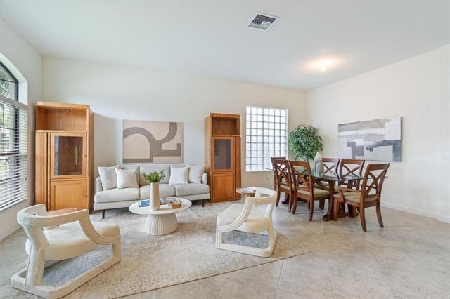 3 of 27 - 5607 Sandbirch Way, Lake Worth, FL