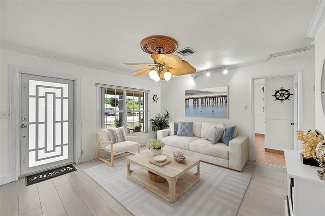 4 of 51 - 230 Nw 52nd Ct, Fort Lauderdale, FL