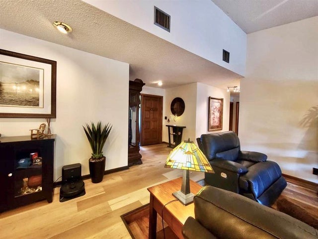 5 of 33 - 7390 Nw 49th St, Lauderhill, FL
