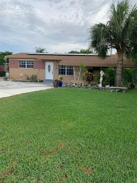 1 of 9 - 7450 Freedom St, Hollywood, FL