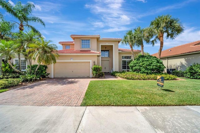 1 of 54 - 16412 Diamond Pl, Weston, FL