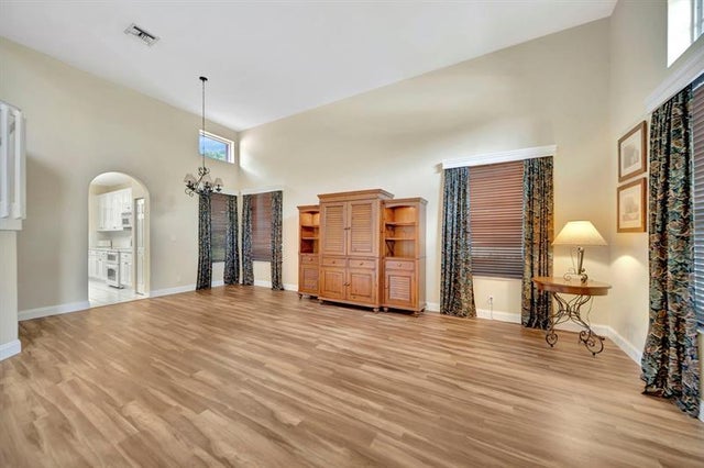 4 of 54 - 16412 Diamond Pl, Weston, FL