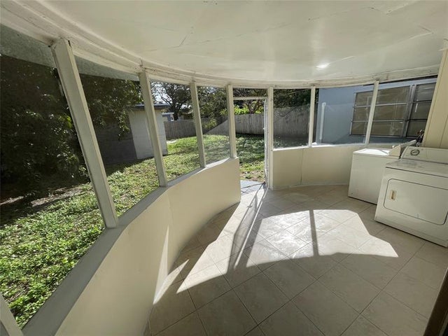 4 of 10 - 1508 Nw 1st Ave, Fort Lauderdale, FL
