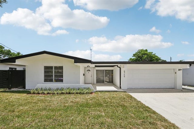 1 of 38 - 6764 Dogwood Dr, Miramar, FL