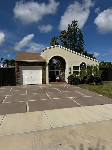2 of 11 - 5866 Sw 99th Ln, Cooper City, FL