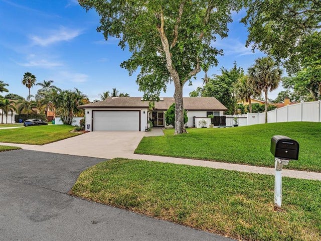 1 of 64 - 4201 Nw 73rd Ave, Lauderhill, FL