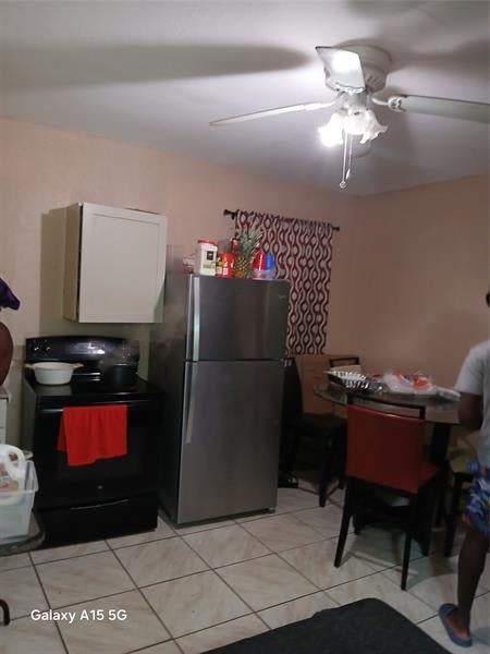 2 of 4 - 761 Ne 43rd Ct, Deerfield Beach, FL