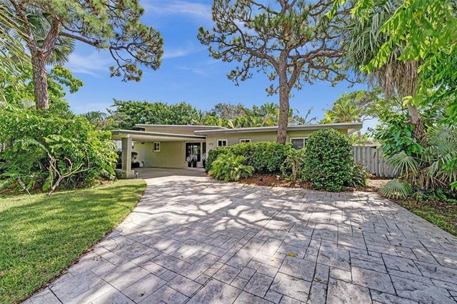 1 of 30 - 2732 Ne 15th Ter, Wilton Manors, FL