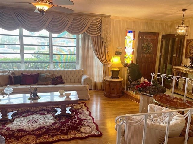 4 of 17 - 4807 Cleveland St, Hollywood, FL
