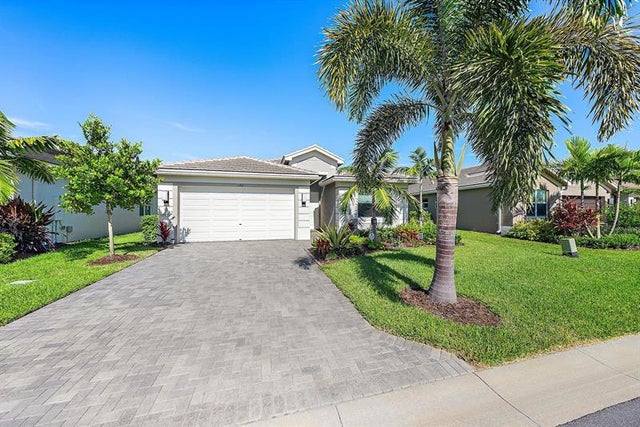 1 of 31 - 11816 Sw Silverlake Falls Dr, Port St. Lucie, FL