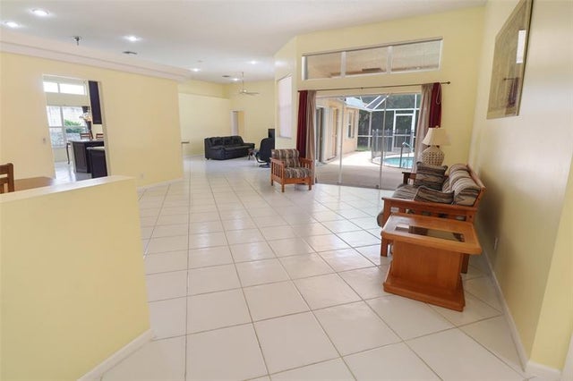 4 of 41 - 5743 Nw 100th Way, Coral Springs, FL