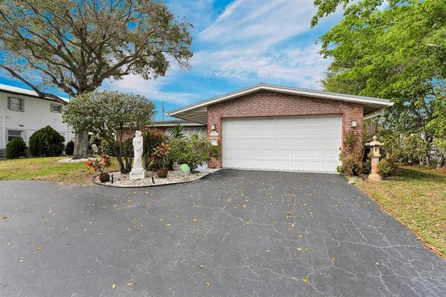 4 of 41 - 5611 Ne 16th Ave, Fort Lauderdale, FL