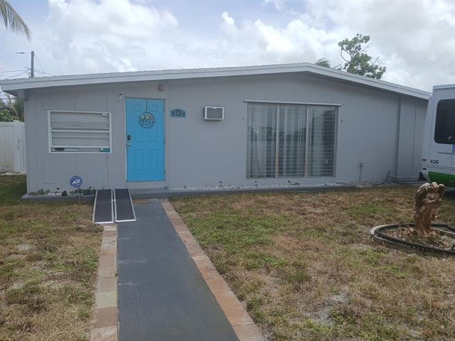 2 of 10 - N/A, Deerfield Beach, FL