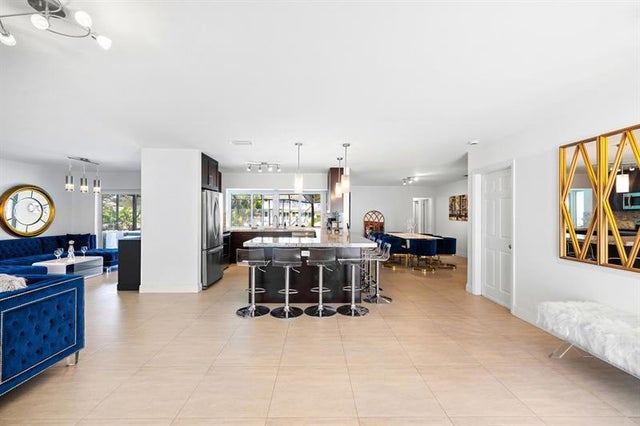 3 of 19 - 5921 Sw 17th Ct, Plantation, FL