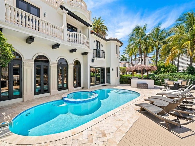 2 of 49 - 500 Flamingo Dr, Fort Lauderdale, FL