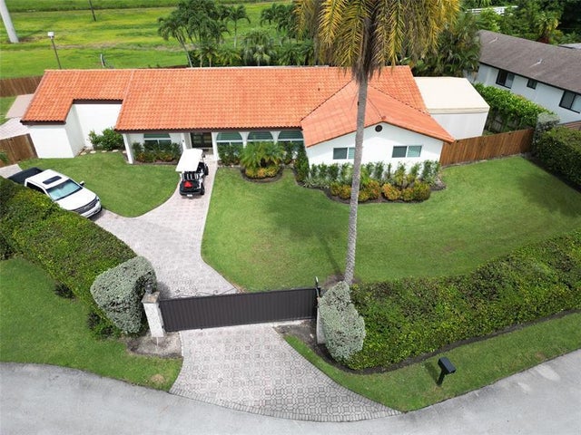 3 of 52 - 11544 Sw 98th Pl, Miami, FL