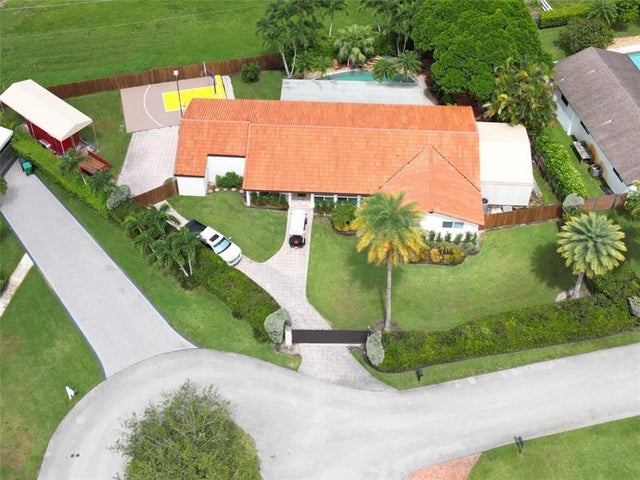 4 of 52 - 11544 Sw 98th Pl, Miami, FL