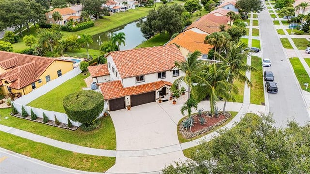 4 of 84 - 10770 Fox Glen Dr, Boca Raton, FL