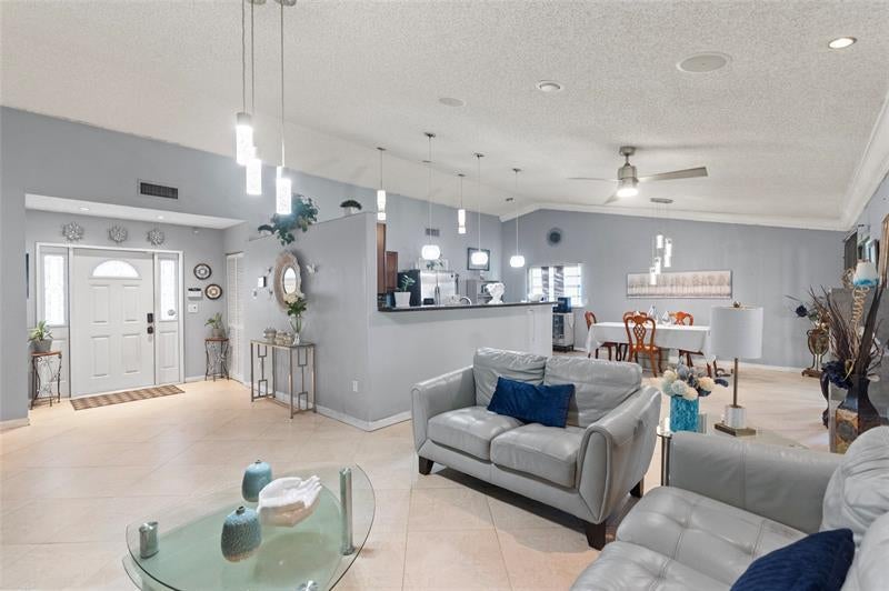 9978 Moss Pond Drive, Boca Raton