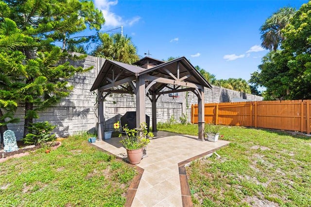 5 of 25 - 9978 Moss Pond Drive, Boca Raton, FL