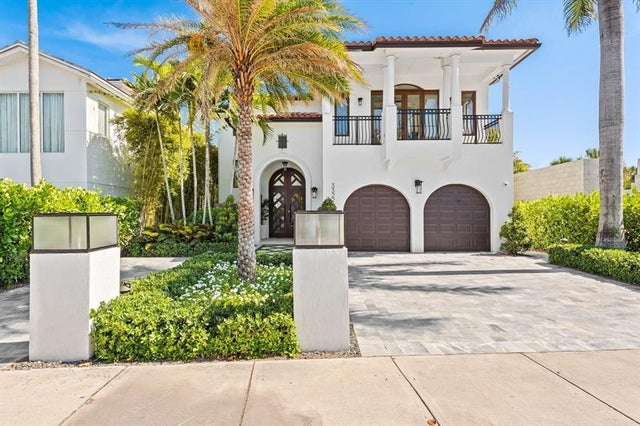 1 of 38 - 3322 Ne 16th Pl, Fort Lauderdale, FL
