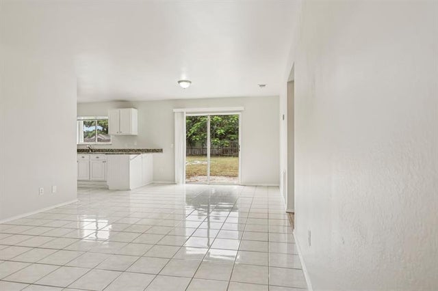 4 of 50 - 2289 Se West Blackwell Dr, Port St. Lucie, FL