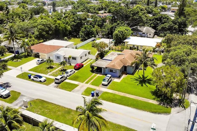 1 of 81 - 433 N 26th Ave, Hollywood, FL