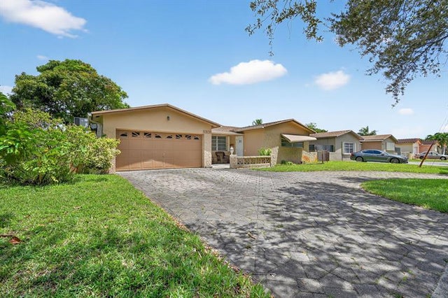 2 of 48 - 5305 Johnson St, Hollywood, FL